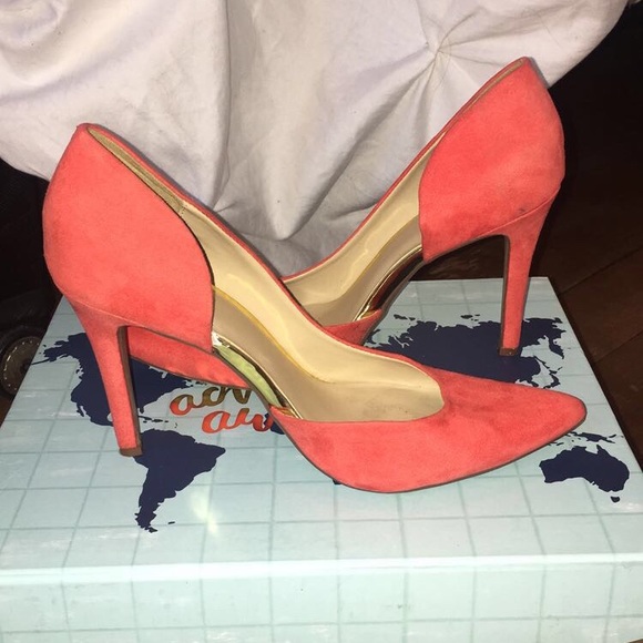 Peach pointy toe pump - Picture 3 of 4